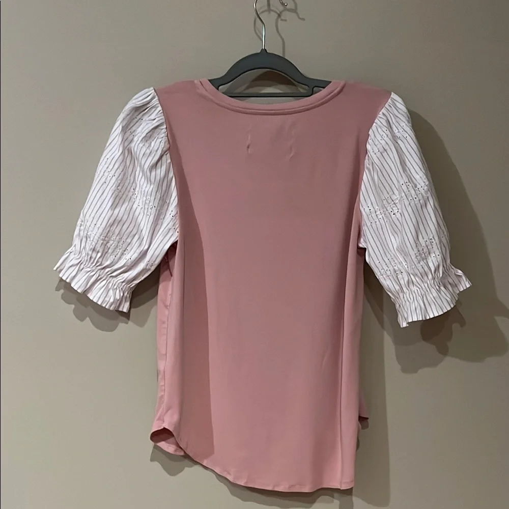 CUPIO Pink and White Women's Top - Picture 4 of 6